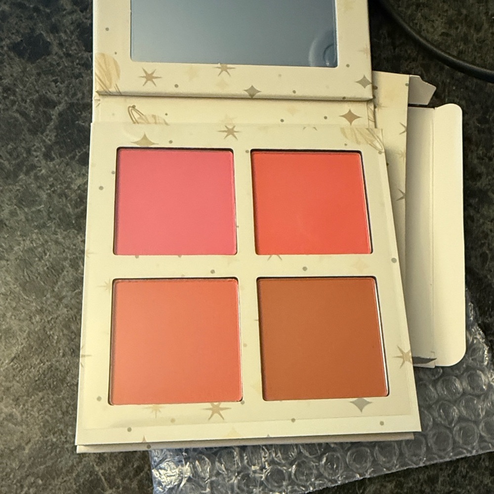 Cream Blush Palette - Pink, Coral & Peach Shades